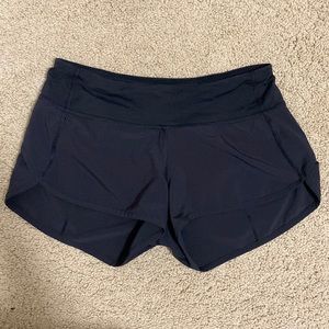 Black size 4 Lululemon shorts